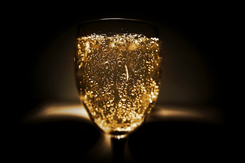 Spanish Sparkling Wine, a.k.a Cava (A Full Guide 2023)