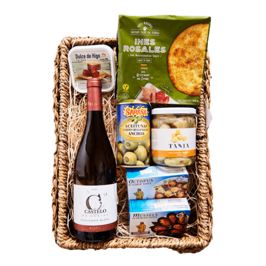 Wine and Tapas Hamper - Las Amantes